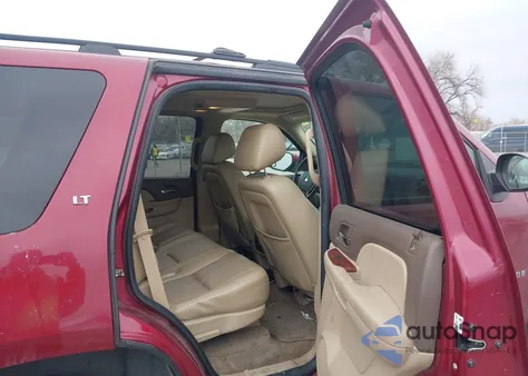 2010 Chevrolet Tahoe Lt z USA, uszkodzony, nr VIN 1GNUKBE08AR130421